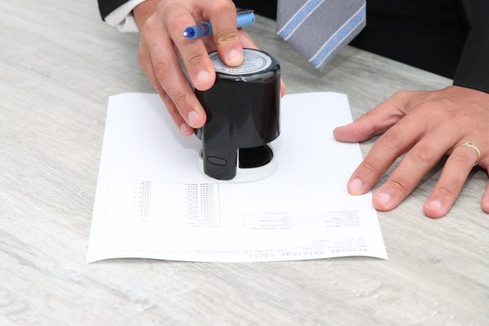 naor4040-signing-6598540_1920